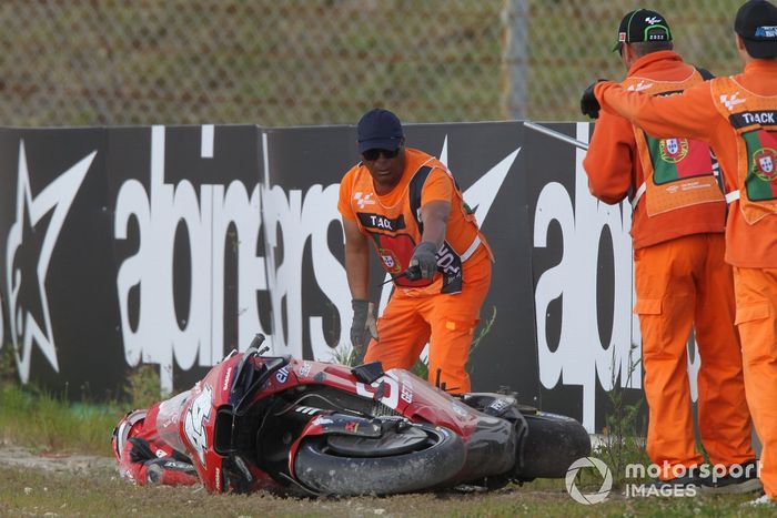 Caída de Pol Espargaró, Tech3 GASGAS Factory Racing