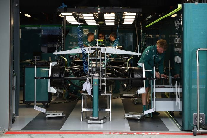 Detalle técnico del Aston Martin AMR23
