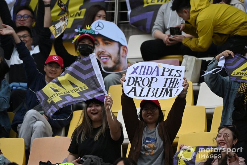 Il sostegno dei tifosi a Lewis Hamilton, Mercedes-AMG F1 Team