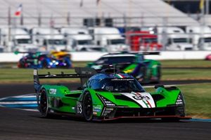 #63 Iron Lynx Lamborghini SC63: Matteo Cairoli, Andrea Caldarelli, Romain Grosjean