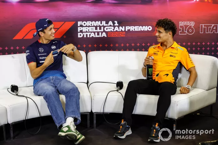 Alex Albon, Williams Racing, Lando Norris, McLaren F1 Team