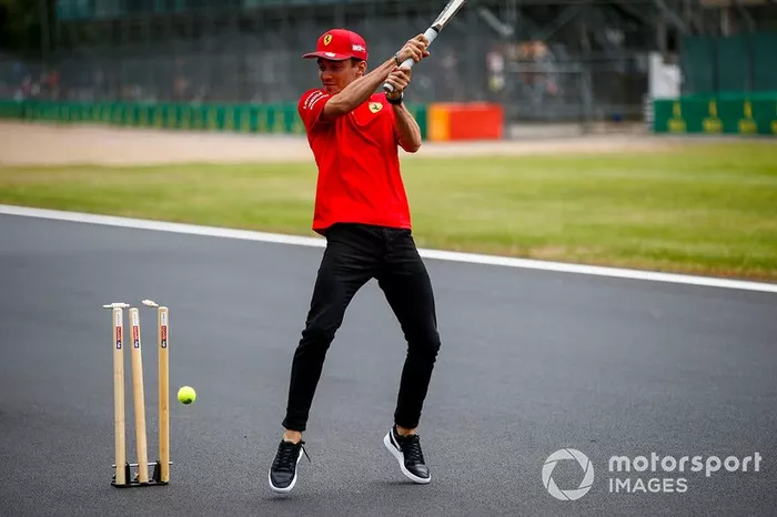 Charles Leclerc, Ferrari plays cricket