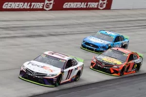 Denny Hamlin, Joe Gibbs Racing, Toyota Camry FedEx Express, Martin Truex Jr., Joe Gibbs Racing, Toyota Camry Bass Pro Shops, Kevin Harvick, Stewart-Haas Racing, Ford Mustang Busch Beer All Harvick