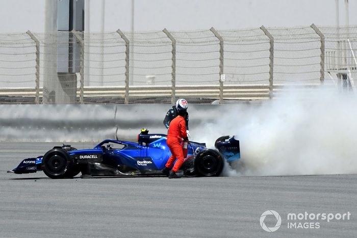 Nicholas Latifi, Williams FW44, para después del fuego en su monoplaza