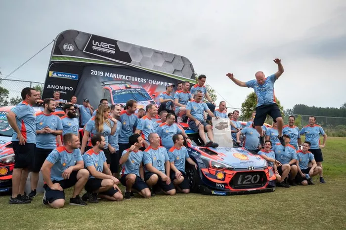 Celebración del campeonato de equipos de Hyundai Motorsport