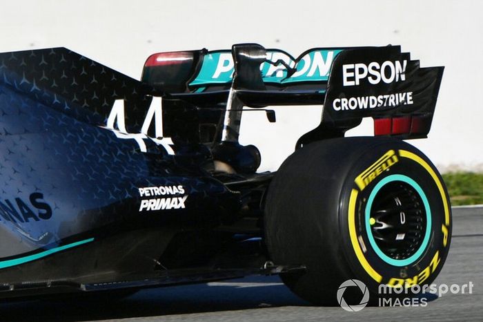 Mercedes AMG F1 W11 alerón trasero