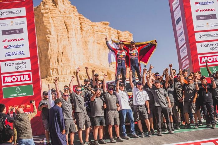 #300 Toyota Gazoo Racing: Nasser Al-Attiyah, Matthieu Baumel