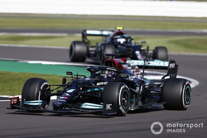 Lewis Hamilton, Mercedes W12, Valtteri Bottas, Mercedes W12