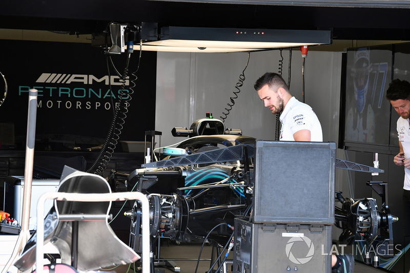 Mercedes-AMG F1 W09 EQ Power