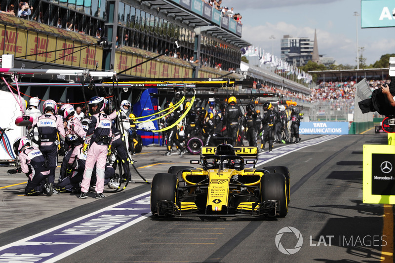 Nico Hulkenberg, Renault Sport F1 Team R.S. 18, makes a pit stop