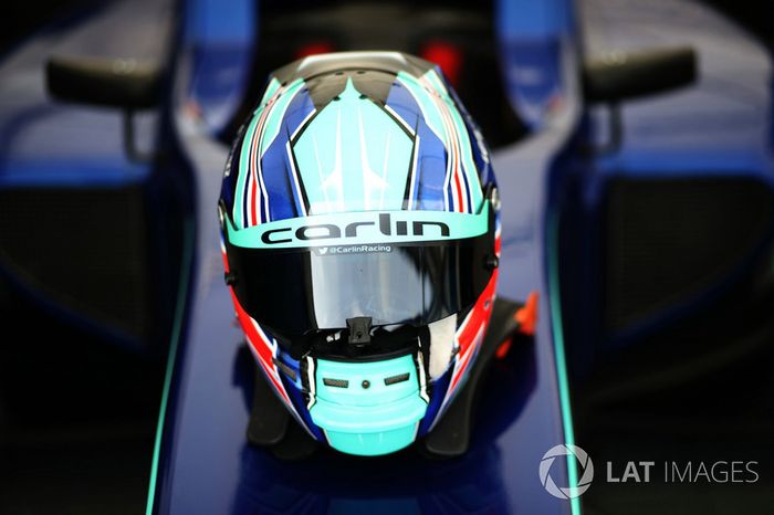 Casco de Billy Monger, Carlin