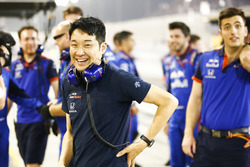 L'équipe Toro Rosso fête sa quatrième place