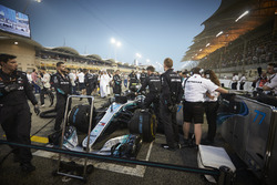 Valtteri Bottas, Mercedes AMG F1 W09, on the grid