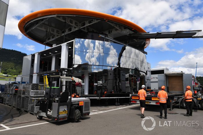 Construcción del motorhome de McLaren