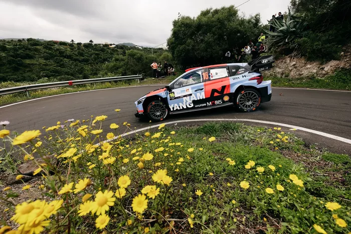 Adrien Fourmaux, Alexandre Coria, Hyundai Shell Mobis World Rally Team Hyundai i20 N Rally1