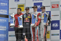 Podium: Winner Ralf Aron, Prema Powerteam Dallara F312 – Mercedes-Benz; second place Niko Kari (FIN)
