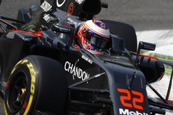 Jenson Button, McLaren MP4-31