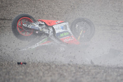 Sturz: Stefan Bradl, Aprilia Racing Team Gresini