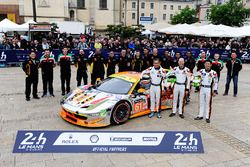 #61 Clearwater Racing Ferrari 458 Italia: Mok Weng Sun, Rob Bell, Keita Sawa