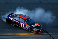 Ganador de la carrera: Denny Hamlin, Joe Gibbs Racing Toyota