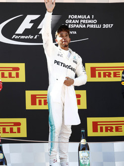 Podium: race winner Lewis Hamilton, Mercedes AMG F1
