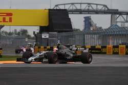 Кевін Магнуссен, Haas F1 Team VF-17