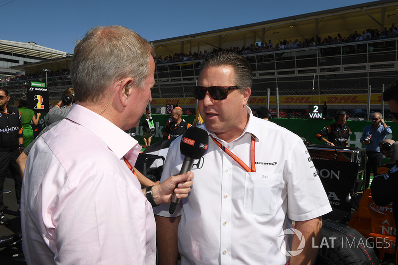 Martin Brundle, Sky TV talks with Zak Brown, McLaren Executive Director