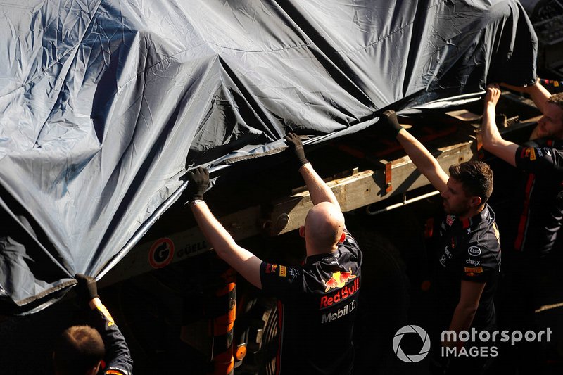 Red Bull Racing RB15