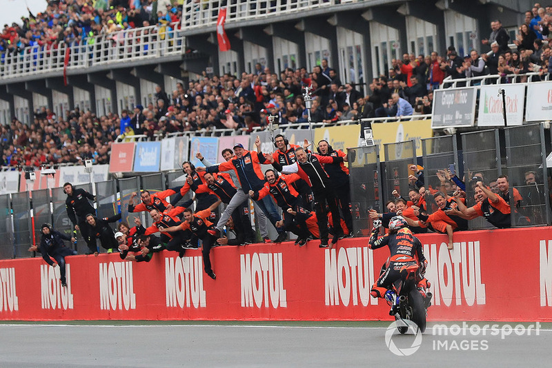 Race winner Can Oncu, Red Bull KTM Ajo