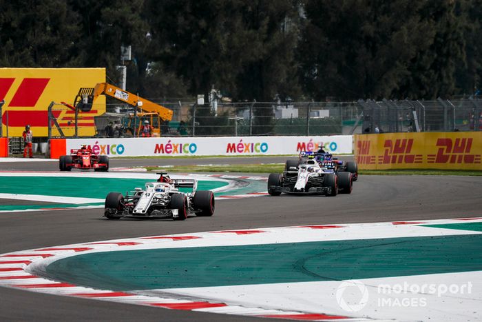 Marcus Ericsson, Sauber C37, Sergey Sirotkin, Williams FW41 y Brendon Hartley, Scuderia Toro Rosso STR13 
