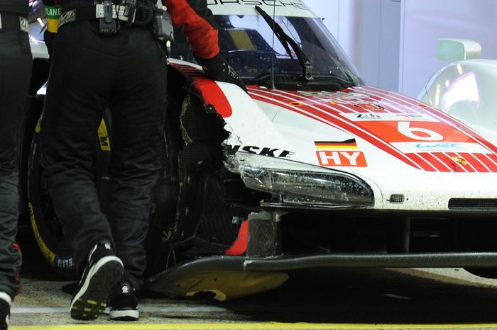 #6 Porsche Penske Motorsport Porsche 963: Kevin Estre, Laurens Vanthoor, Matt Campbell