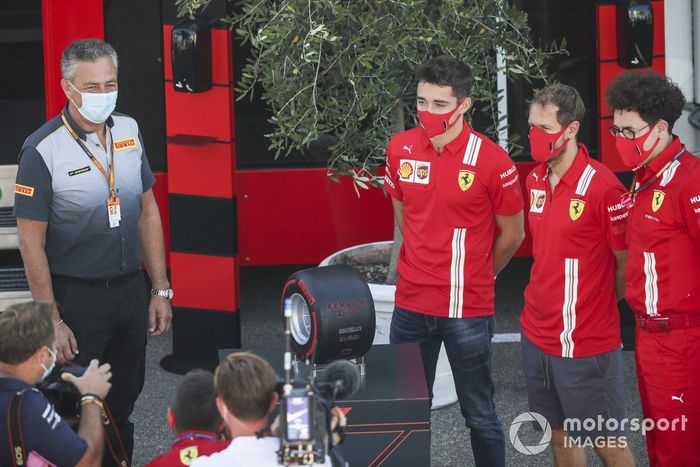 Mario Isola, Racing Manager, Pirelli Motorsport, Charles Leclerc, Ferrari, Sebastian Vettel, Ferrari y Mattia Binotto, Team Principal Ferrari
