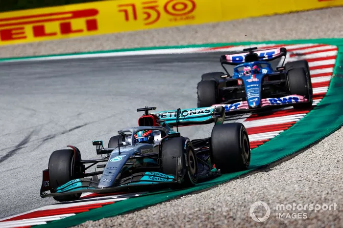 George Russell, Mercedes W13, Fernando Alonso, Alpine A522