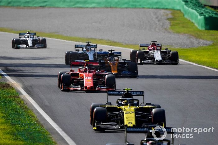 Nico Hulkenberg, Renault F1 Team R.S. 19, Charles Leclerc, Ferrari SF90, Carlos Sainz Jr., McLaren MCL34, Kimi Raikkonen, Alfa Romeo Racing C38, Lewis Hamilton, Mercedes AMG F1 W10 and Valtteri Bottas, Mercedes AMG W10 