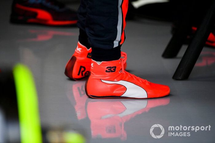 Botas de Max Verstappen, Red Bull Racing