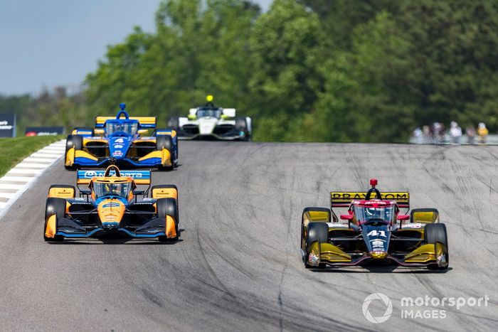 Theo Pourchaire, Arrow McLaren Chevrolet, Sting Ray Robb, A.J. Foyt Enterprises Chevrolet