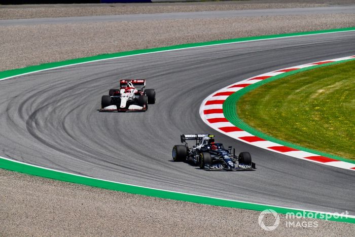 Pierre Gasly, AlphaTauri AT02, Robert Kubica, Alfa Romeo Racing C41