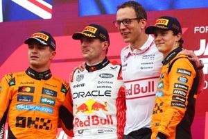 Lando Norris, McLaren, Oscar Piastri, McLaren, Max Verstappen, Red Bull Racing