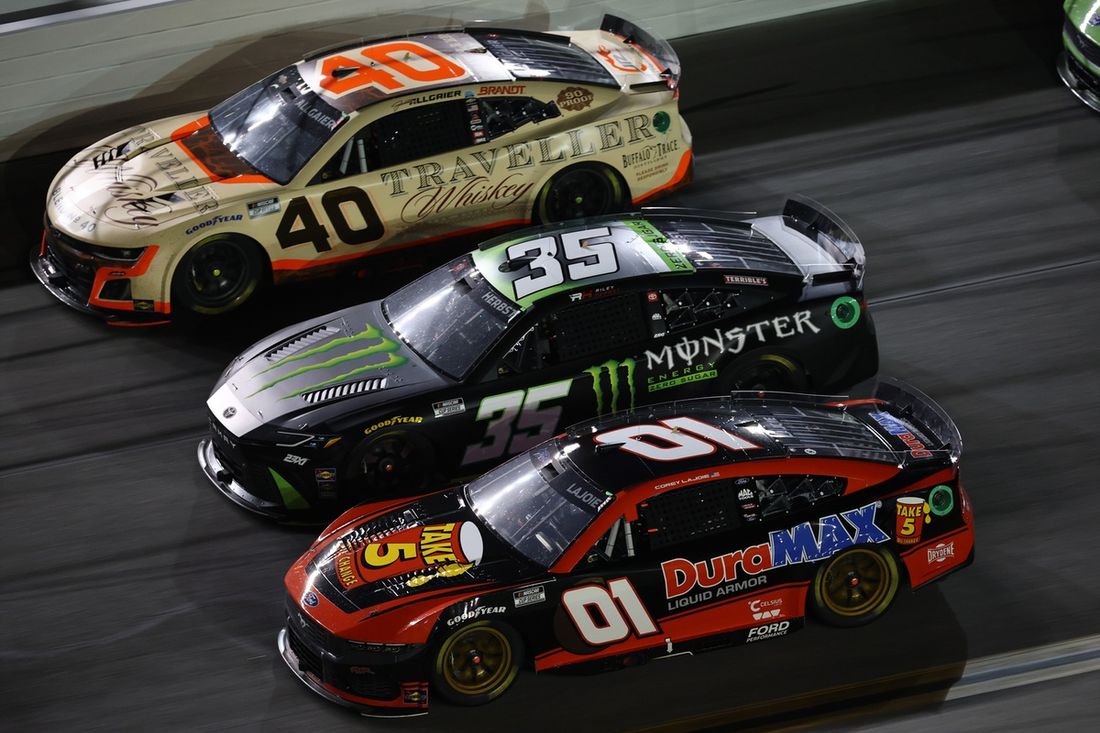 Corey LaJoie, Rick Ware Racing Ford, Riley Herbst, 23XI Racing Toyota, Justin Allgaier, JR Motorsports Chevrolet