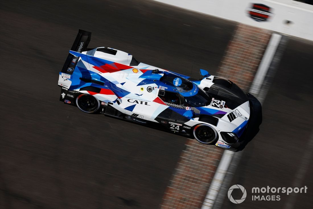 #24 BMW Team RLL BMW M Hybrid V8: Jesse Krohn, Philipp Eng