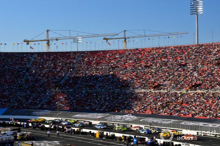 Kyle Busch, Joe Gibbs Racing, Toyota Camry M&M's, Kyle Larson, Hendrick Motorsports, Chevrolet Camaro HendrickCars.com, Justin Haley, Kaulig Racing, Chevrolet Camaro LeafFilter Gutter Protection, Erik Jones, Petty GMS, Chevrolet Camaro FOCUSfactor, Christopher Bell, Joe Gibbs Racing, Toyota Camry Sirius XM, Bubba Wallace, 23XI Racing, Toyota Camry DoorDash, A.J. Allmendinger, Kaulig Racing, Chevrolet Camaro chevyliners.com, Daniel Suarez, TrackHouse Racing, Chevrolet Camaro Freeway Insurance