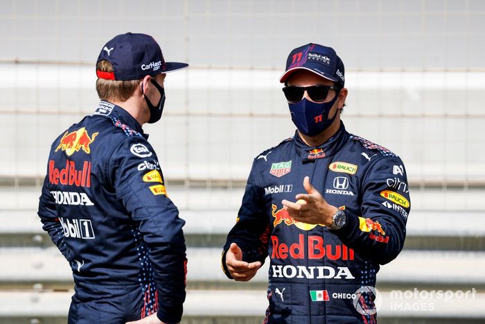 Sergio Pérez, Red Bull Racing y Max Verstappen, Red Bull Racing 