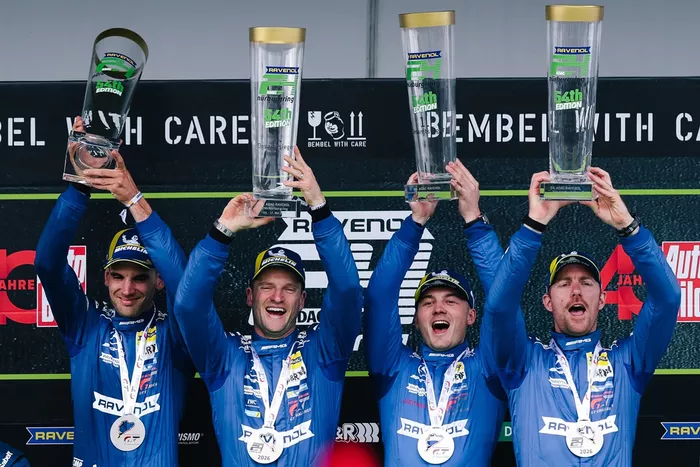 N.º 80 Mercedes-AMG Team RAVENOL Mercedes-AMG GT3 Pro: Maro Engel, Luca Stolz, Fabian Schiller, Maxime Martin