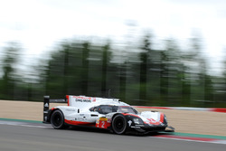 #2 Porsche Team Porsche 919 Hybrid: Тімо Бернхард, Ерл Бембер, Брендон Хартлі