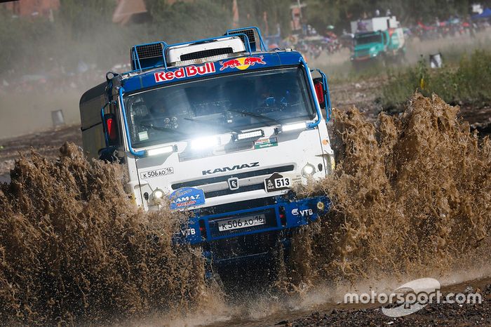 #513 Team Kamaz Master: Dmitry Sotnikov, Ruslan Akhmadeev, Igor Leonov