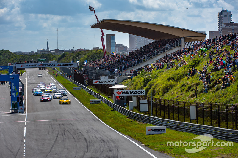 Старт: Тімо Глок, BMW Team RMG, BMW M4 DTM