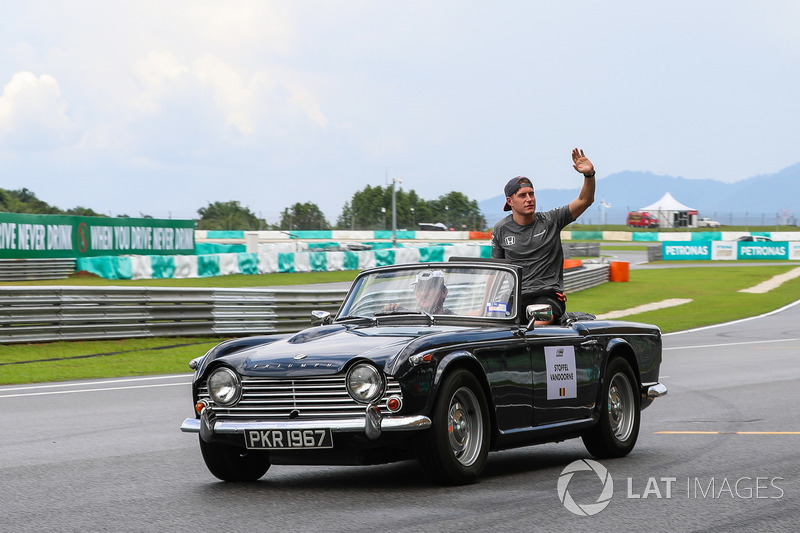 Stoffel Vandoorne, McLaren on the drivers parade