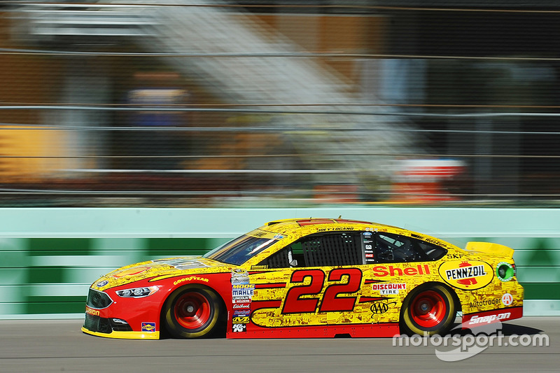 Joey Logano (Penkse-Ford): Zweiter mit P4 im Rennen