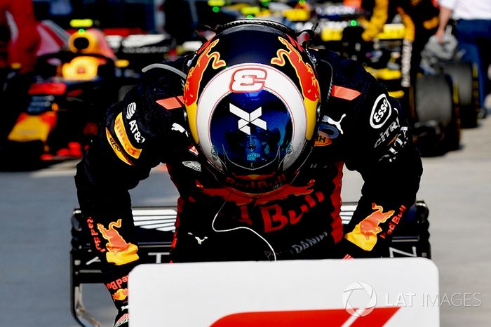 Ganador de la carrera Daniel Ricciardo, Red Bull Racing RB14 en parc ferme