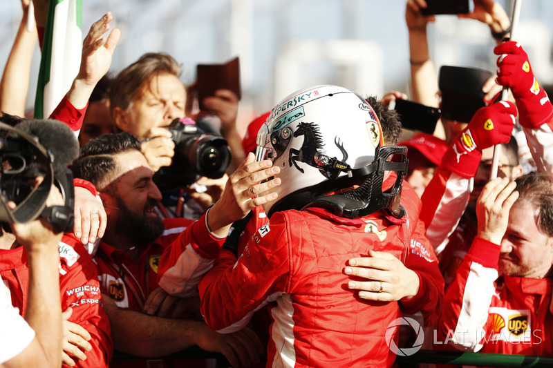 Yarış galibi Sebastian Vettel, Ferrari SF71H, Parc Ferme